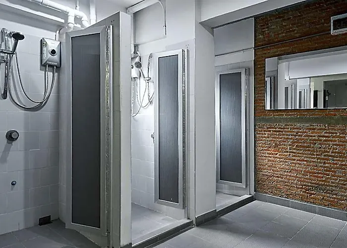 G5 Hotel